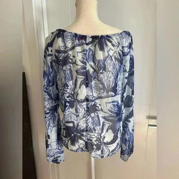 Eight Sixty Top - Picture 4 of 4